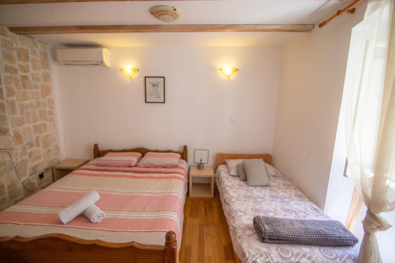 Apartments Loriana Sibenik Ngoại thất bức ảnh