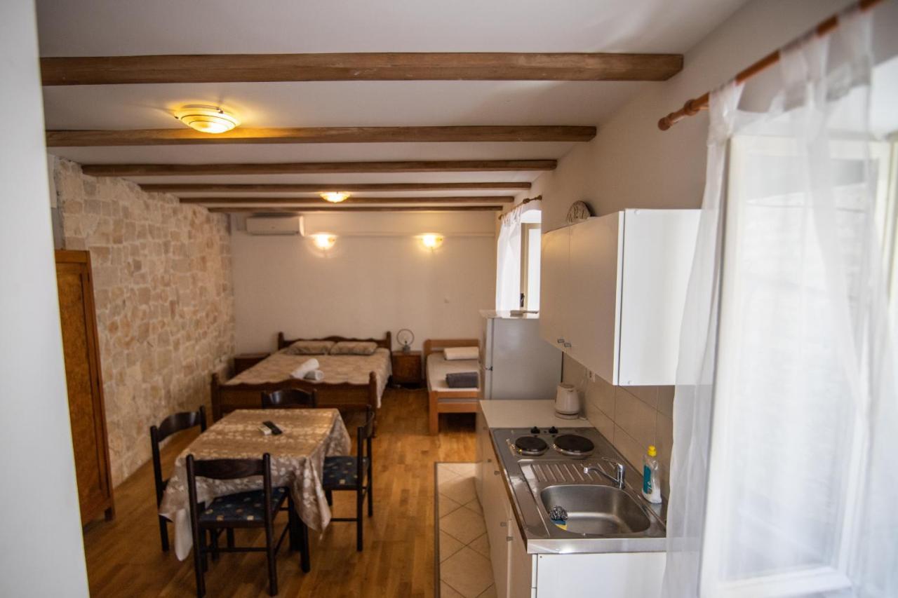 Apartments Loriana Sibenik Ngoại thất bức ảnh