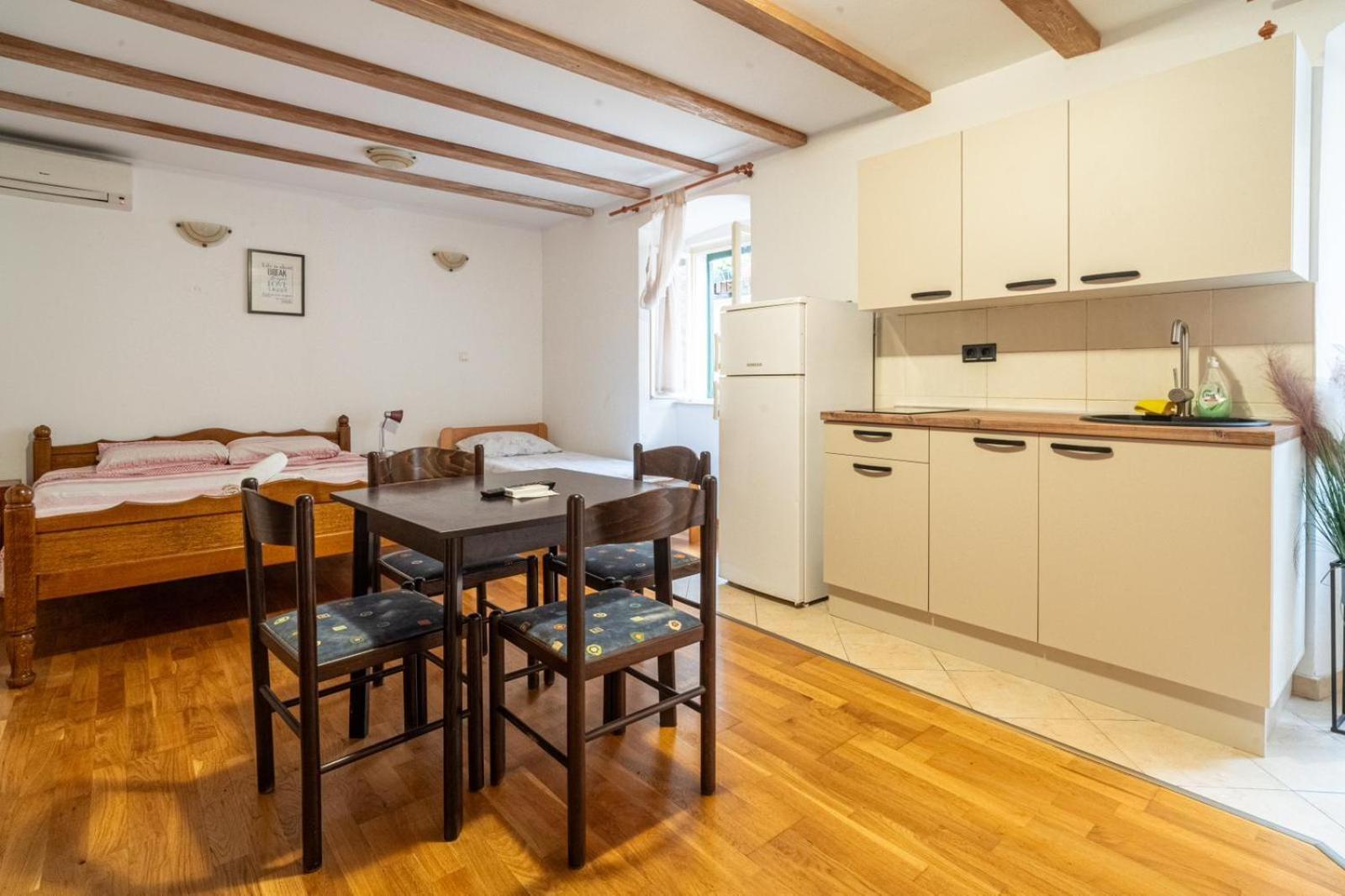 Apartments Loriana Sibenik Ngoại thất bức ảnh